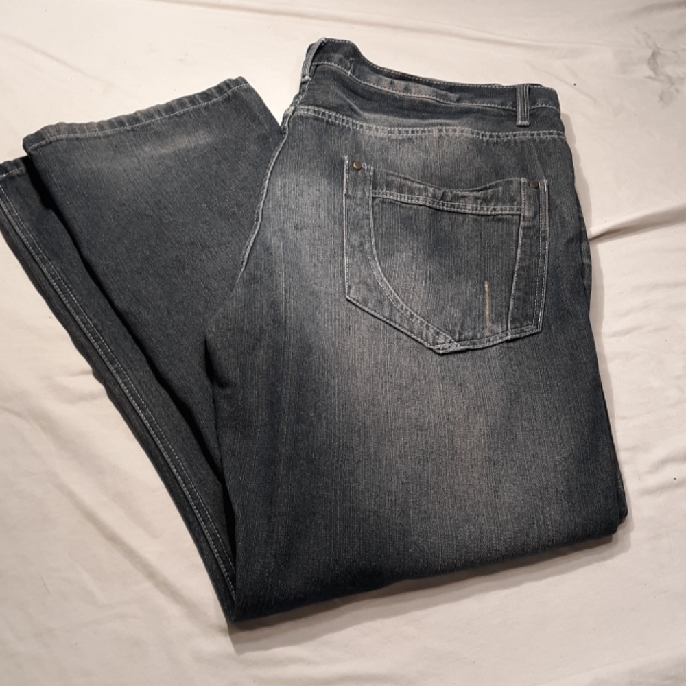 "Agile"men's soft jeans w/ style